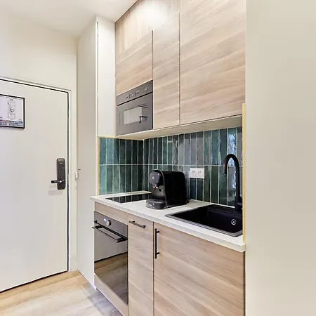 Rent A - Meslay Apartment Paris