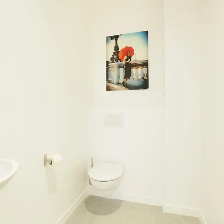 Apartment Rent A - Meslay Paris